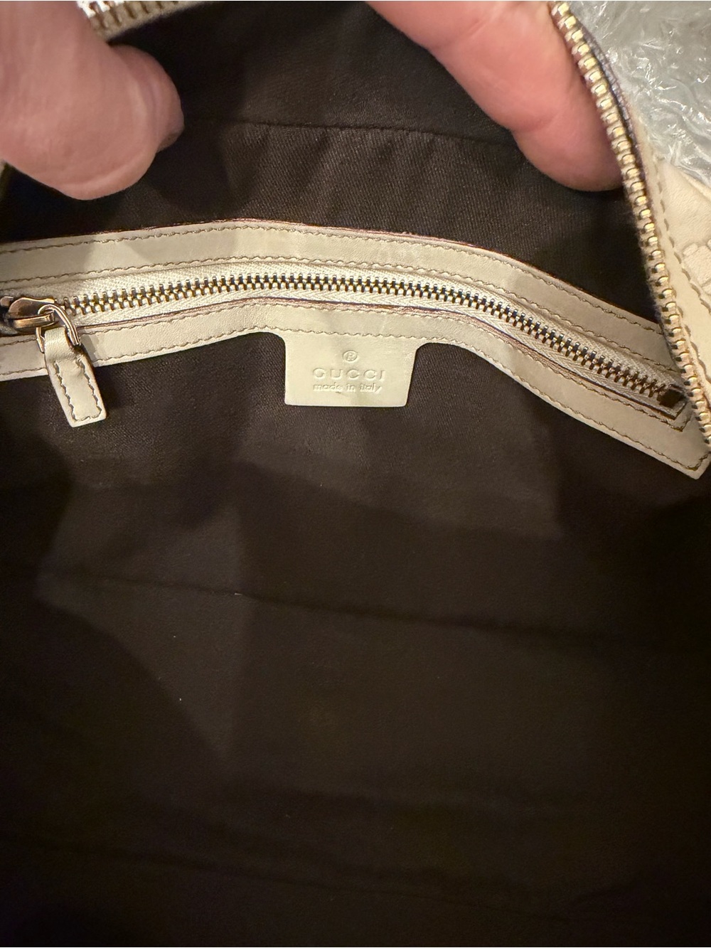 Gucci Cream Embossed Satchel Handbag with Gold Buckle - Picture 7 of 9
